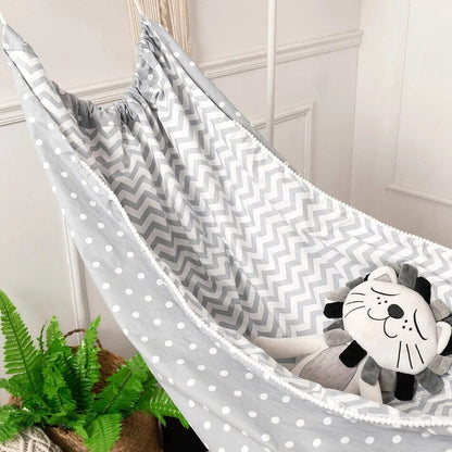 DreamCradle™ Portable Baby Hammock