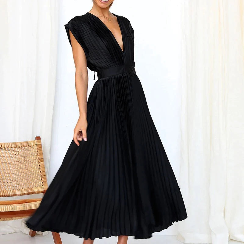 EveElegance™   |   EVE - MAXI DRESS WITH V-NECK AND PLEATS