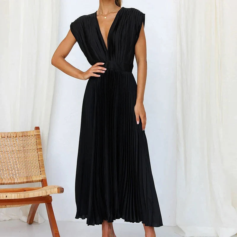 EveElegance™   |   EVE - MAXI DRESS WITH V-NECK AND PLEATS